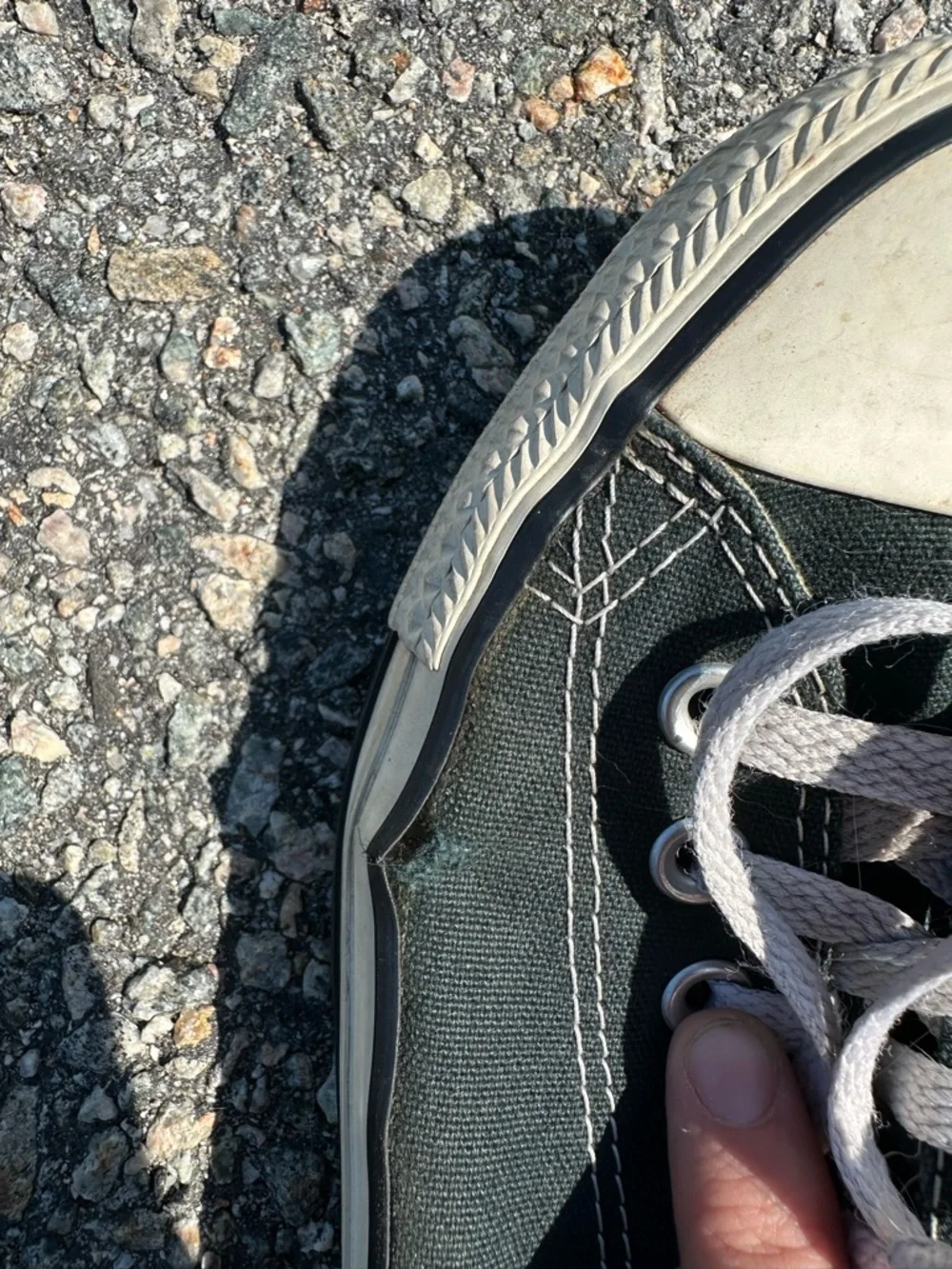 Women’s US 7.5 Converse Used Low Black - Picture 2 of 5